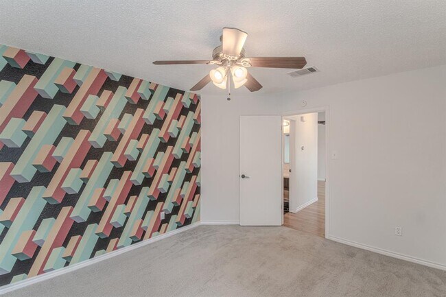 Building Photo - 1217 Silverton Ct