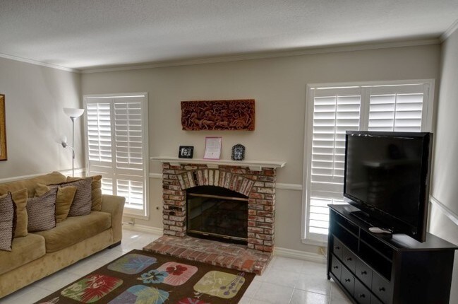 Building Photo - 24241 Tama Ln