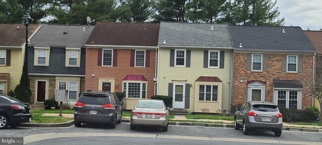 Building Photo - 3539 Split Rail Ln