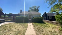 Building Photo - 3 bed 1.5 bath - Single Family Home - Pet ...