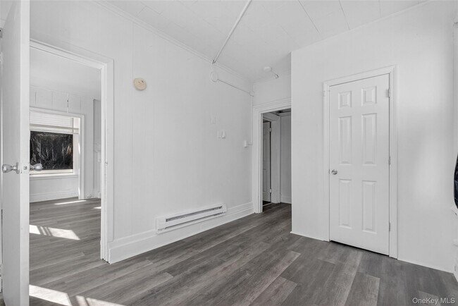 Building Photo - 49 S Hamilton St