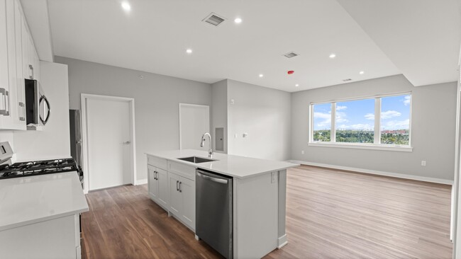 Building Photo - 475 Communipaw Ave