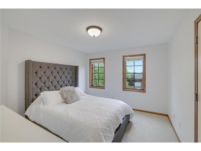 Building Photo - 645 Ramsey Cir