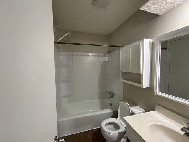 Building Photo - 11800 Caenen St