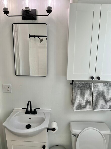 Building Photo - 2909 Portsmouth Ave