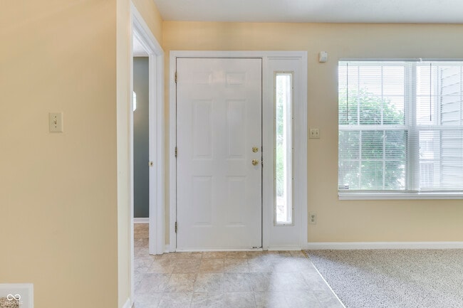 Building Photo - 6028 Wildcat Dr