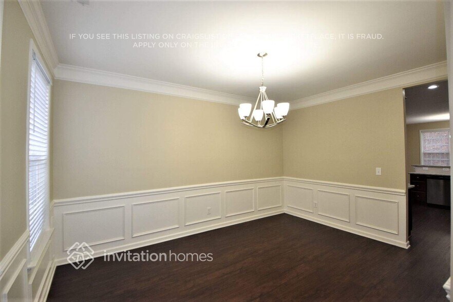 Building Photo - 12231 Fullerton Ct
