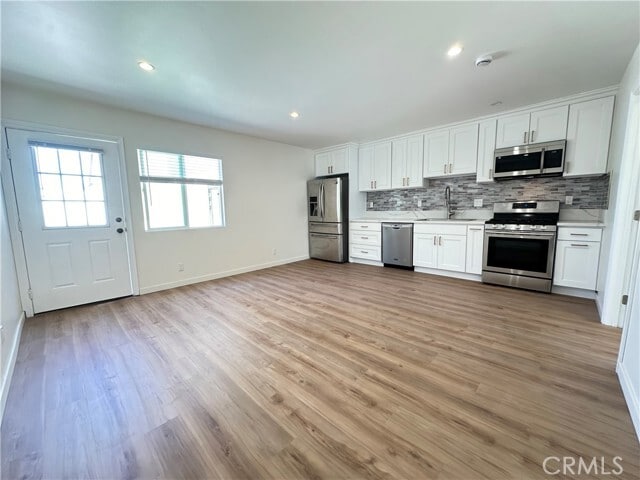 Building Photo - 1752 W 245th St