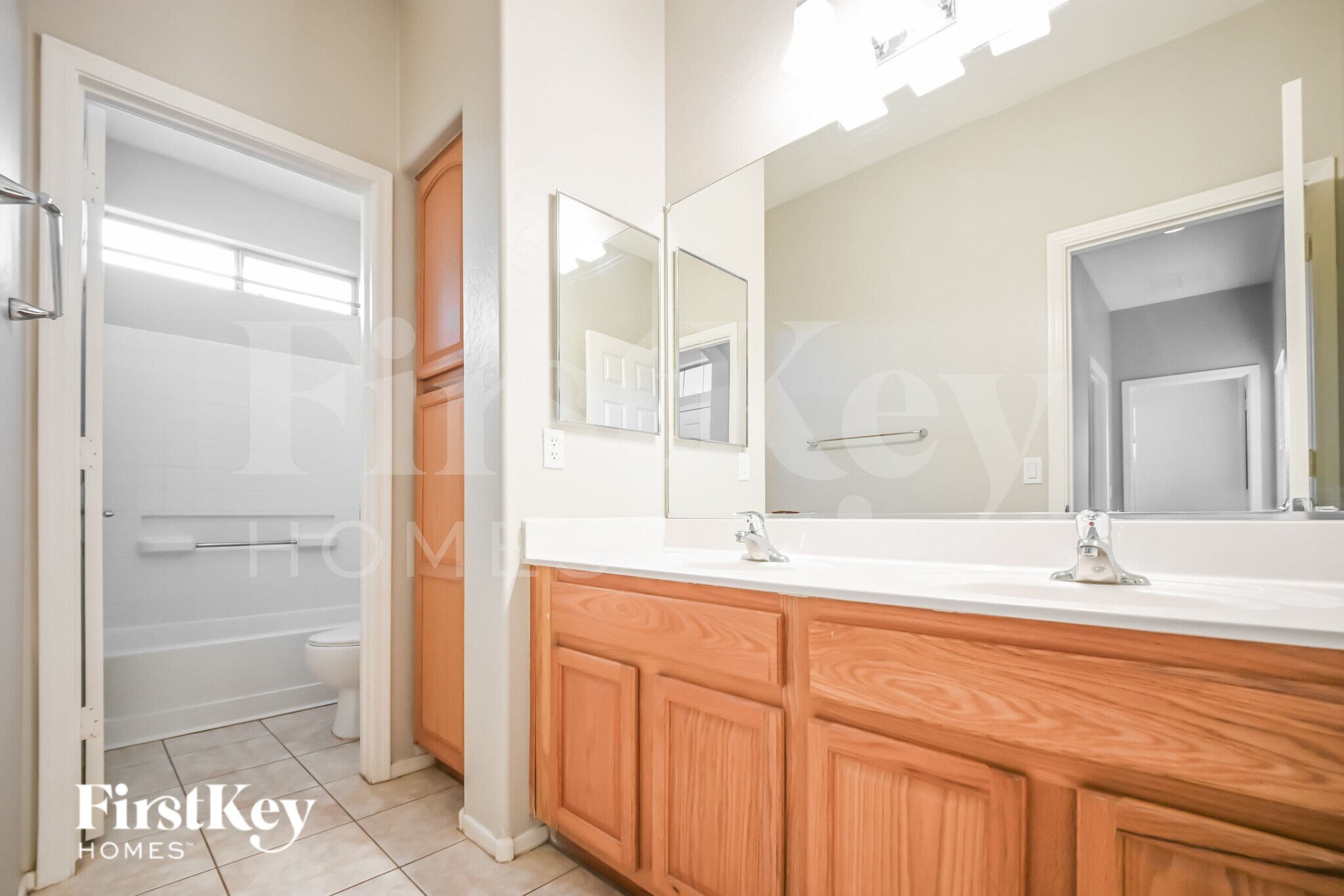 Building Photo - 3032 E Pinto Valley Rd