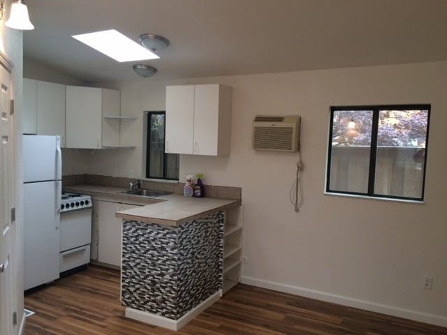 Primary Photo - McKinley Rental
