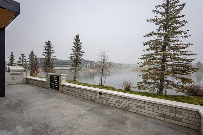 Building Photo - Brand New Townhouse in Luxury Neighborhood