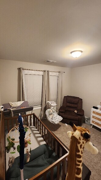 Building Photo - 208 Otters Rdg Dr