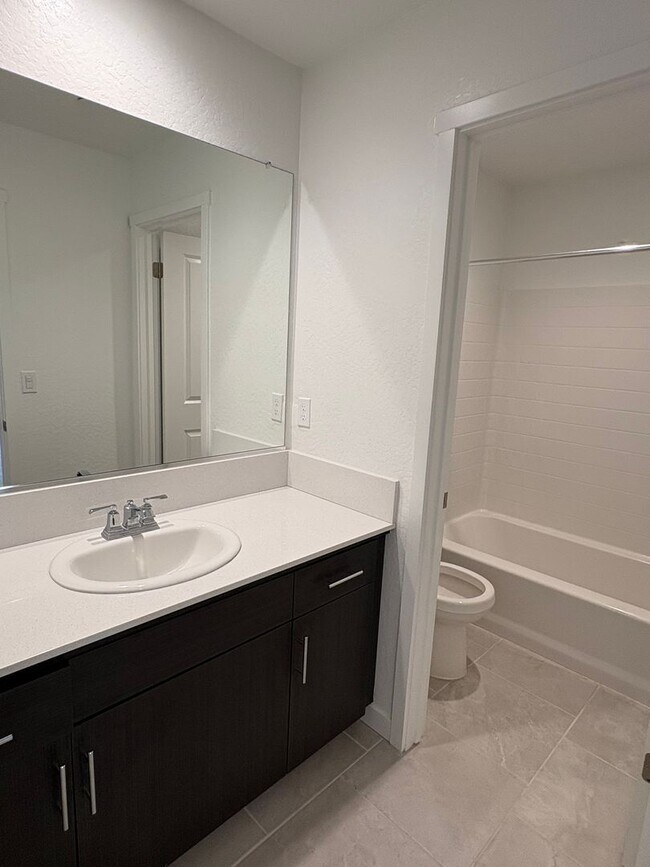 Building Photo - Welcome To This Charming Two-Story Home Ne...