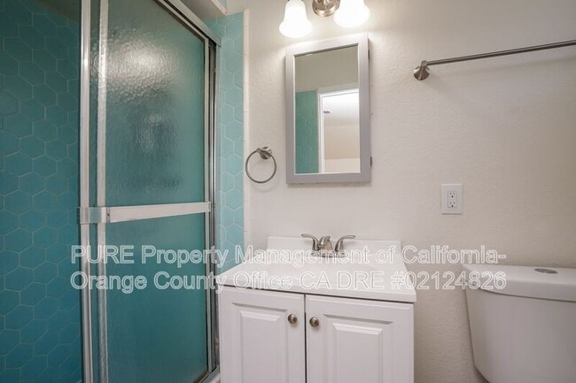 Building Photo - 5252 Sisson Dr