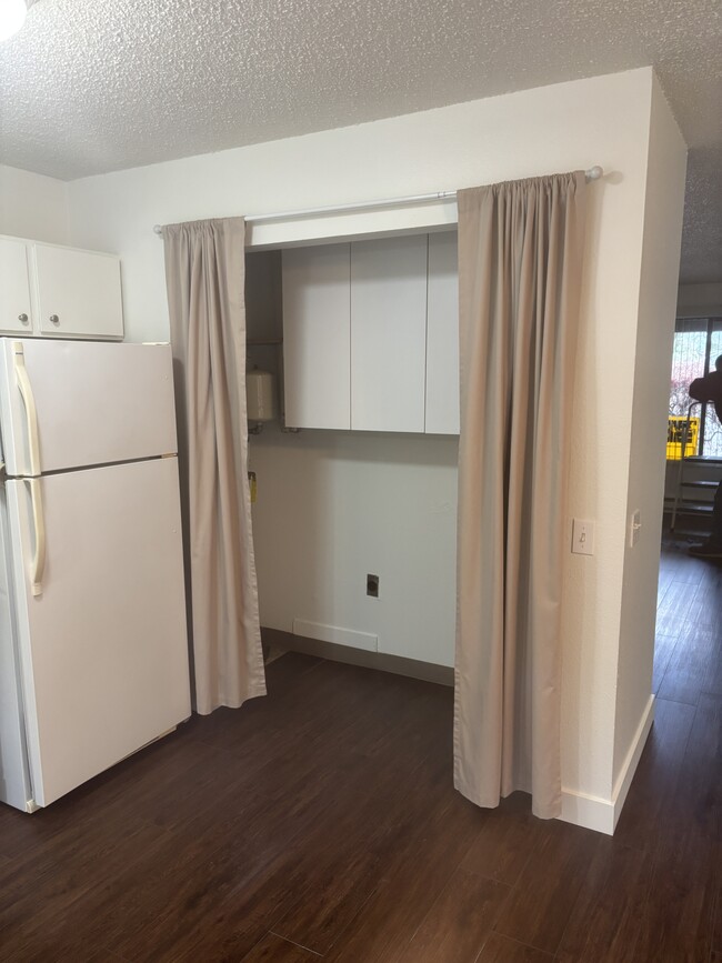 Laundry hookups in kitchen - 11115 24th St E