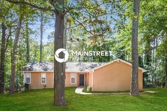 Building Photo - 3 Bedroom Pet-Friendly Home in Conyers, GA with Main Street Renewal