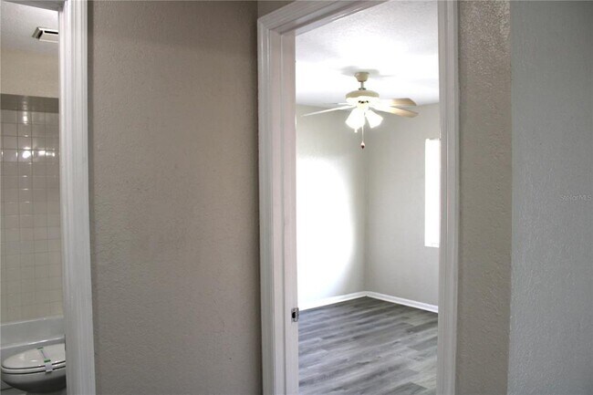 Building Photo - 3110 Harmon Ln