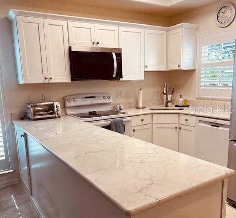 Building Photo - 8369 Wingate Dr