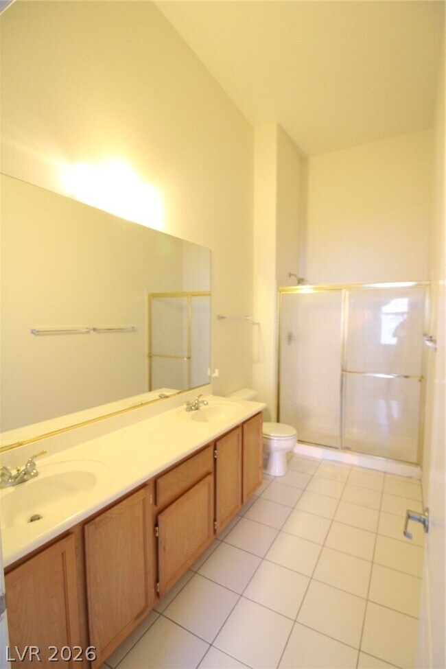 Building Photo - 700 Carnegie St