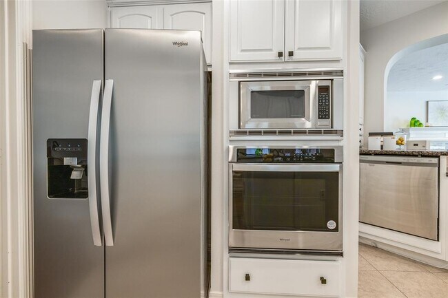 Building Photo - 5706 Cielio Bay Ct