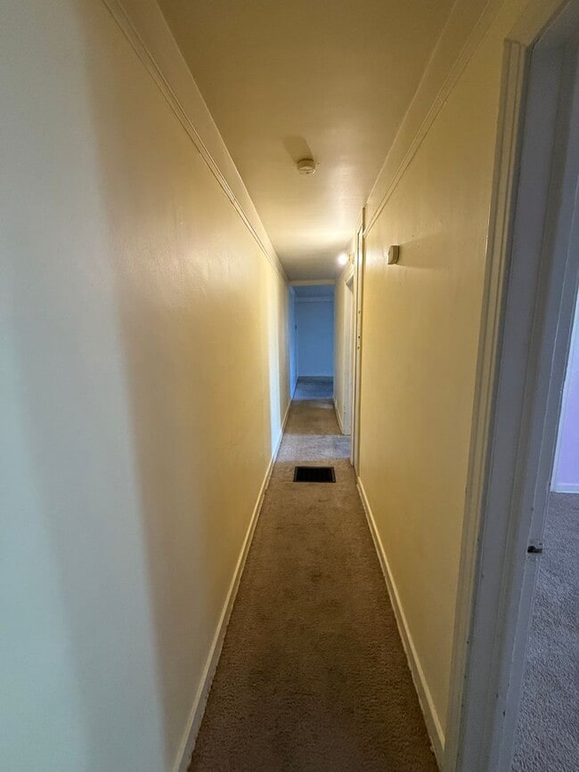 Building Photo - 1360 Pennsylvania Ave