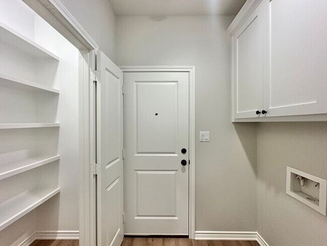 Building Photo - Tour Today! New Construction 4 Bed 2 Bath Triplex!