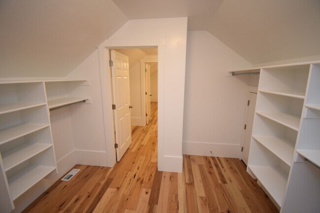 Building Photo - 536 N 600 W