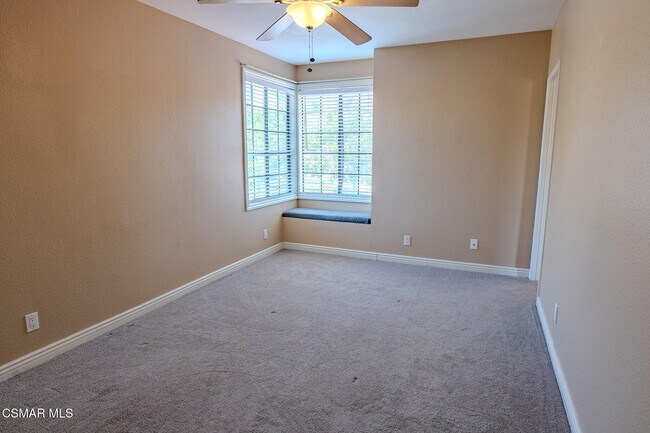 Building Photo - 2704 Simi Hills Ln