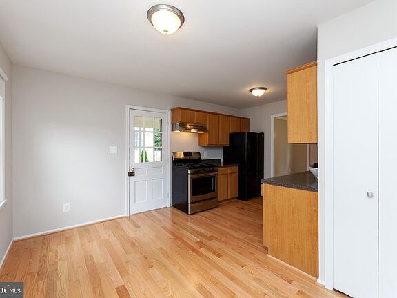 Building Photo - 5307 Greenough Pl