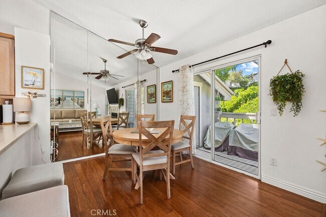 Building Photo - 13 Campton Pl