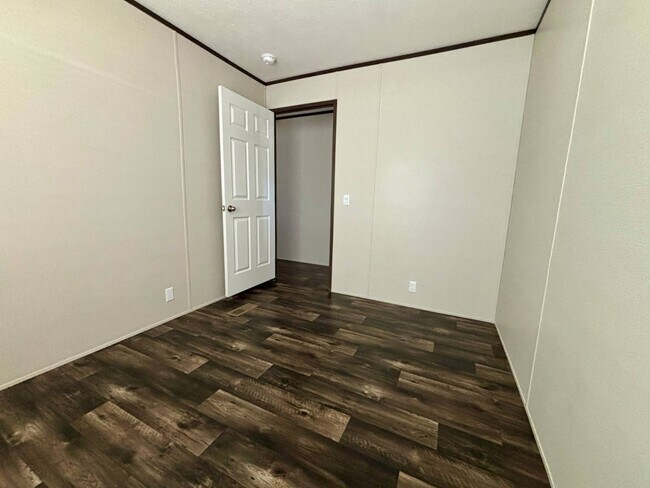 Building Photo - 2101 Ladnier Rd