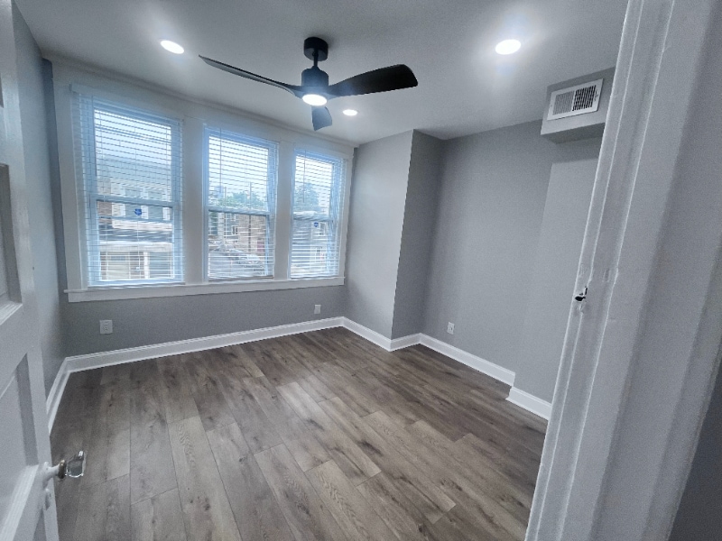 Building Photo - 2520 W Seybert St