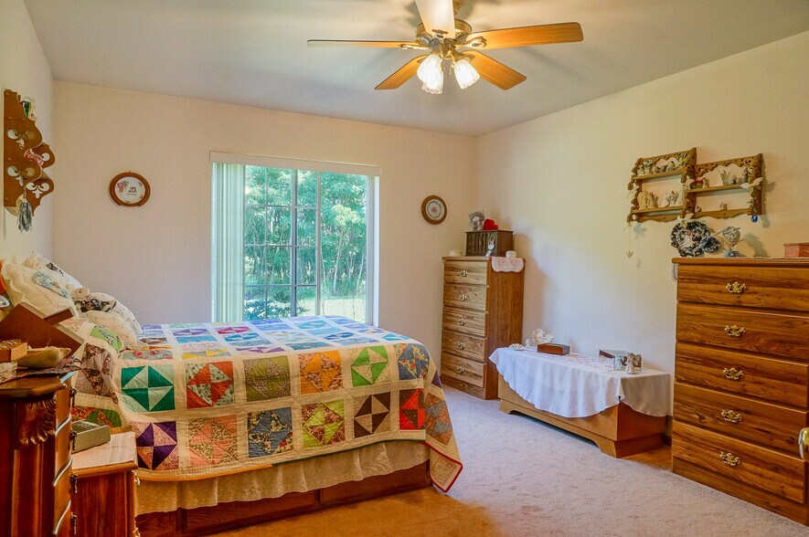 Sunny Rooms - 2825 Northridge Dr