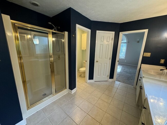 Building Photo - Carolina Lakes!! Close to Marina