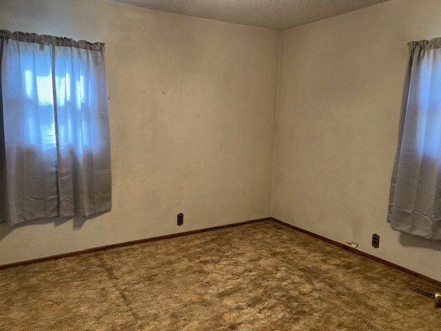 Building Photo - 1724 3rd Ave