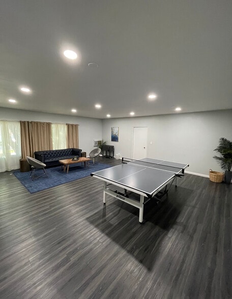 Recreation Room - 3907 La Crescenta Ave