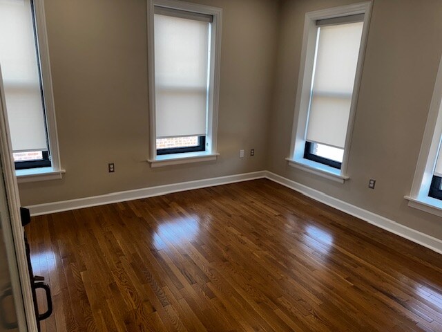Building Photo - 205 N Williams St