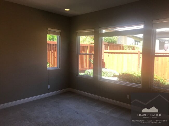 Building Photo - EXPERIENCE TRILOGY AT THE VINEYARDS LIFE ON A VINEYARD