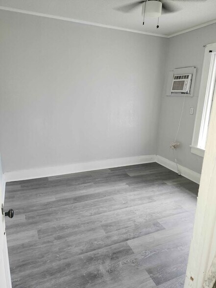 Building Photo - 641 Lemon Ave