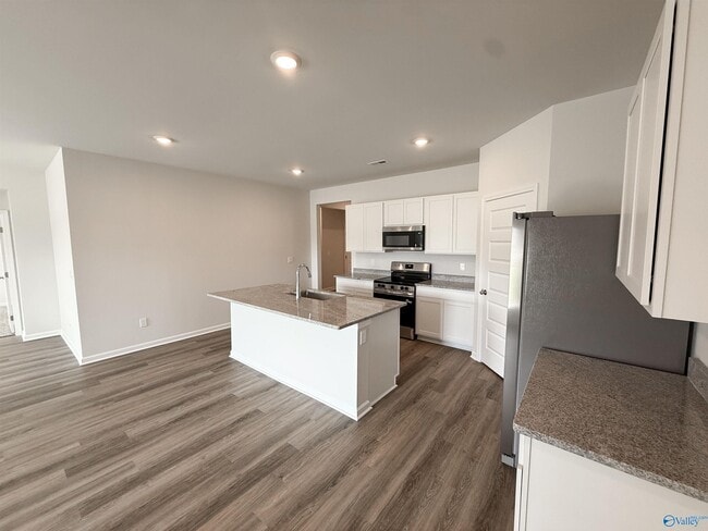 Building Photo - 124 Betty Williams Dr