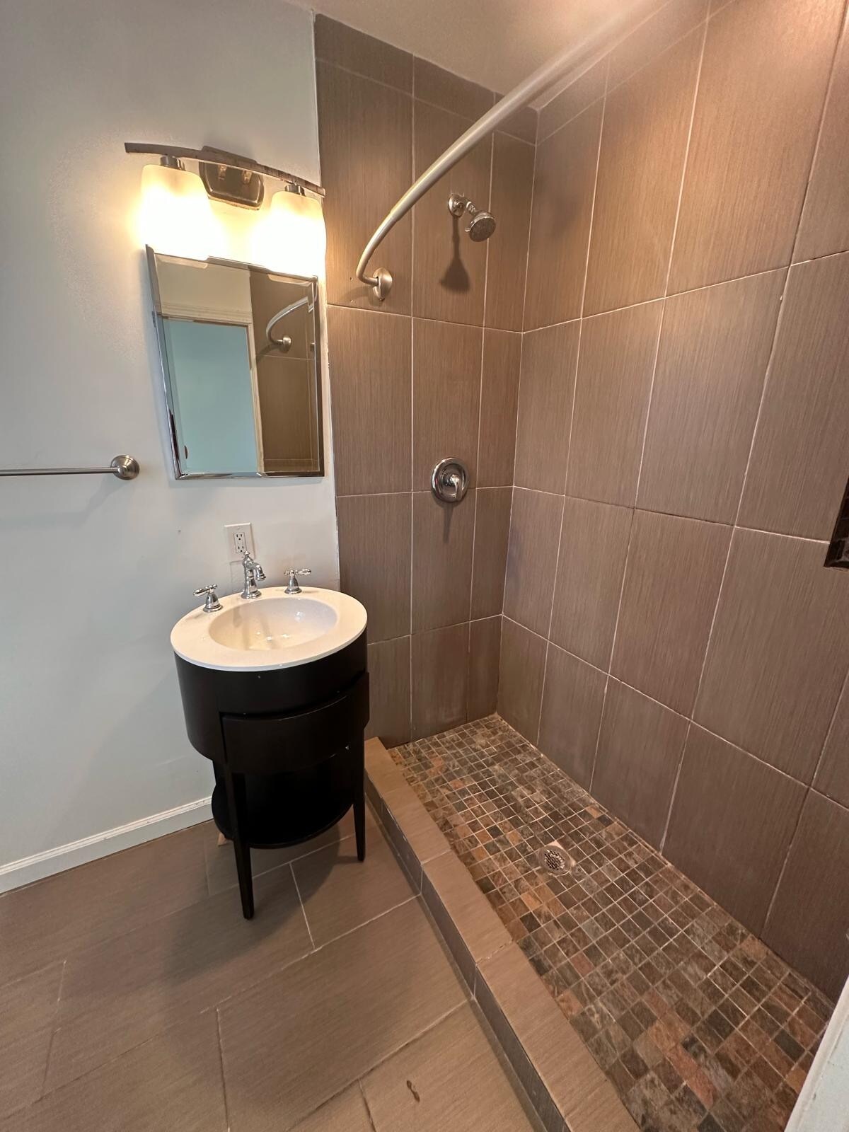 Bathroom - 2629 Meade Ave