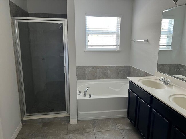 Building Photo - 3614 Umbrella Ct
