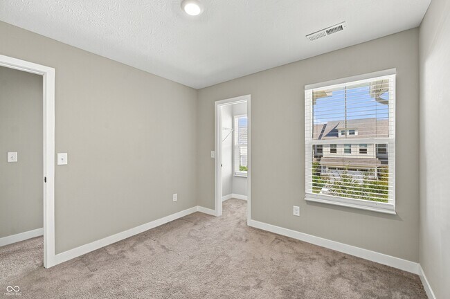 Building Photo - 9599 Beckett St