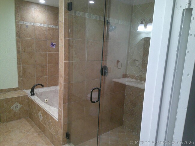 Building Photo - 4291 Coral Springs Dr