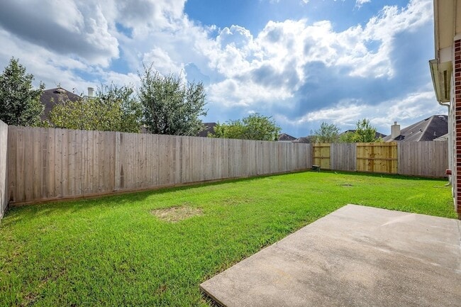 Building Photo - 30306 Castle Forest Dr