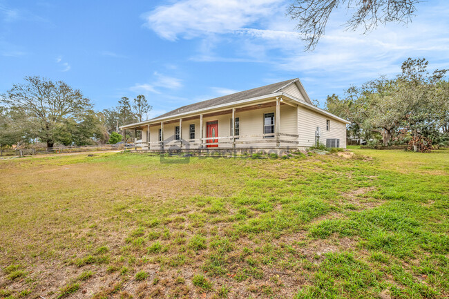 Building Photo - 14916 Johns Lake Rd