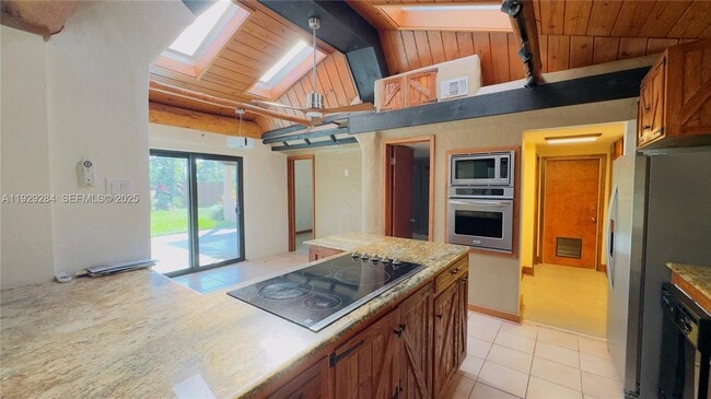 Building Photo - 18350 SW 214th St