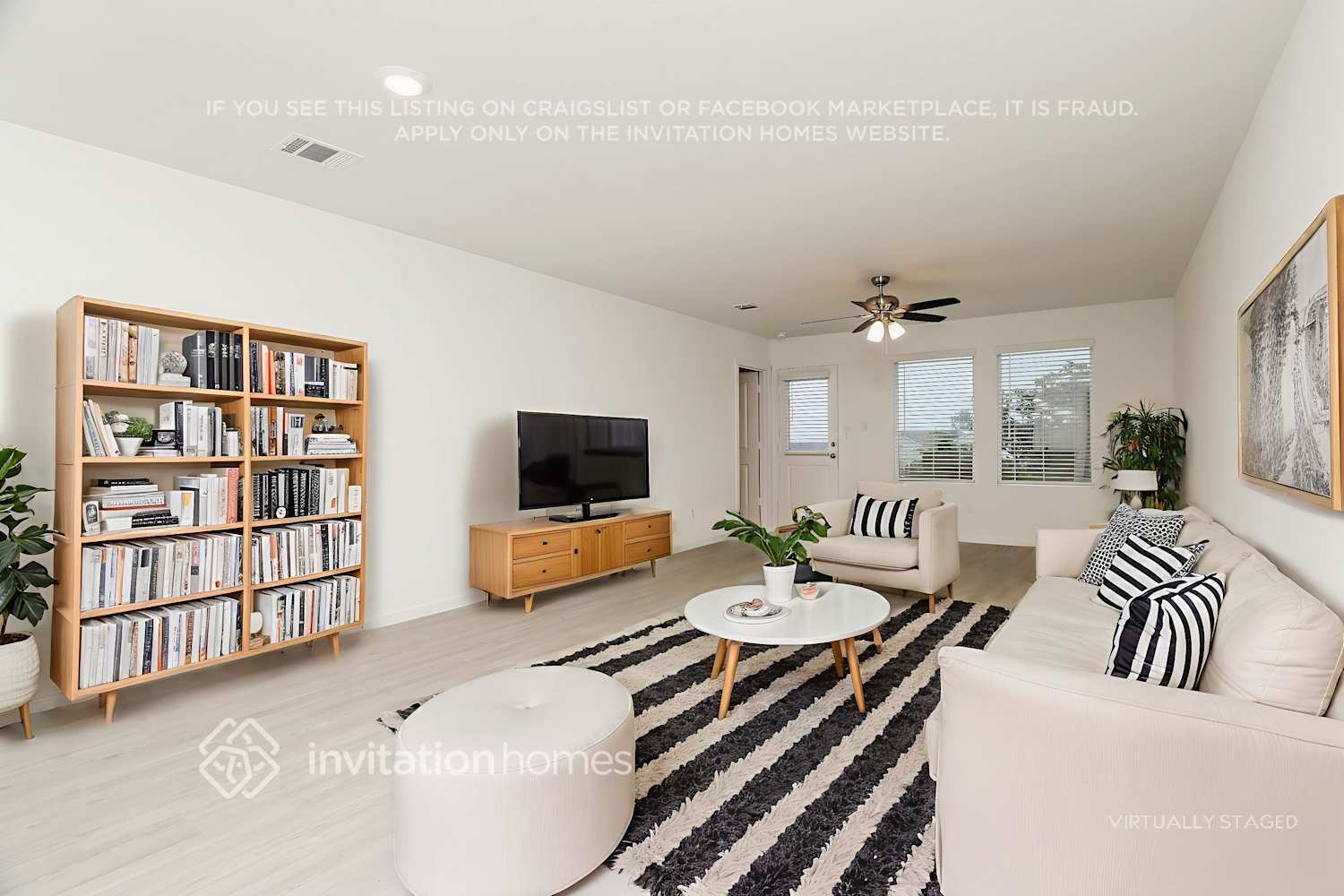 Building Photo - 3222 Roslyn Grist