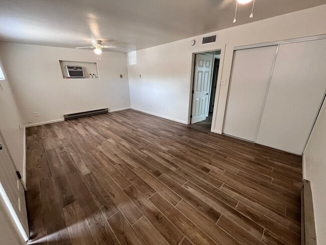 Building Photo - Spacious 1BR Guest House in Blenman-Elm – ...