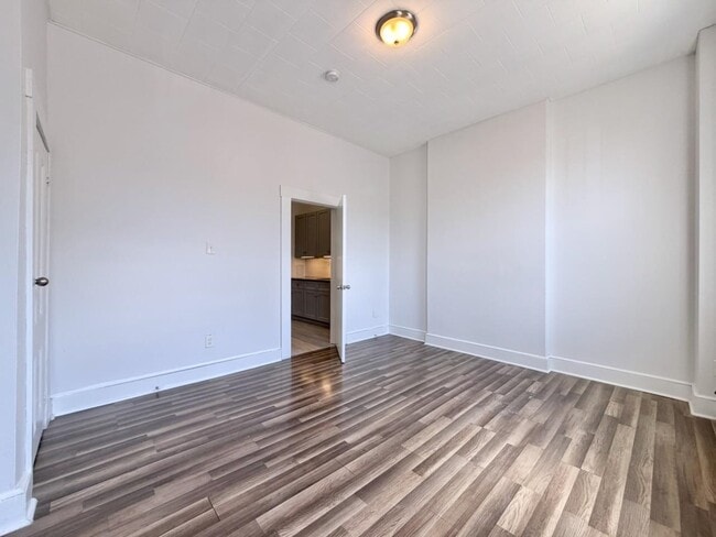 Building Photo - 592 Palisade Ave